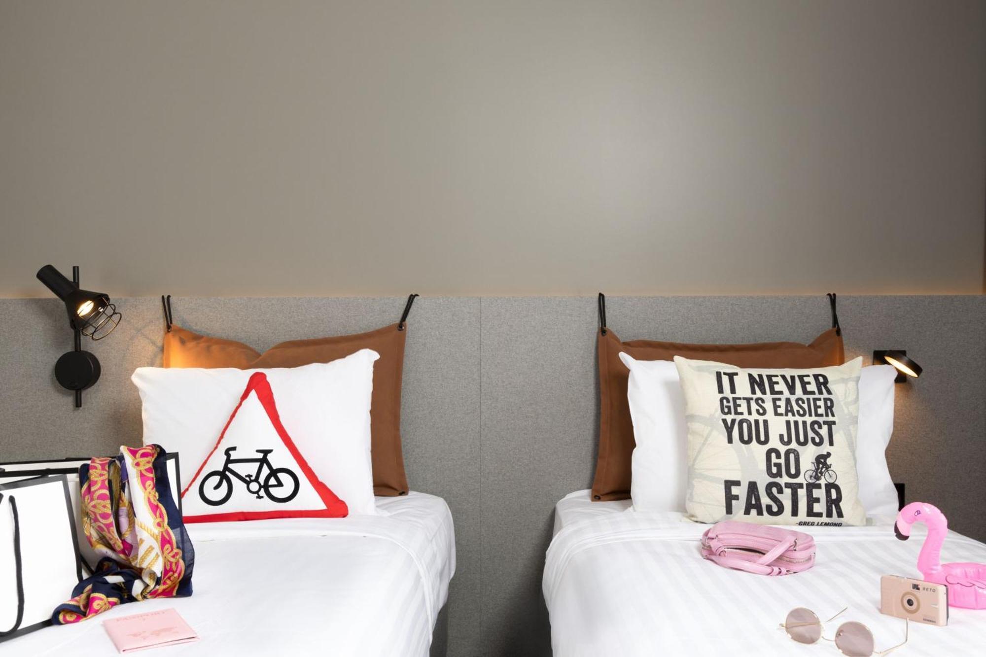 Moxy Paris Clamart Exteriér fotografie