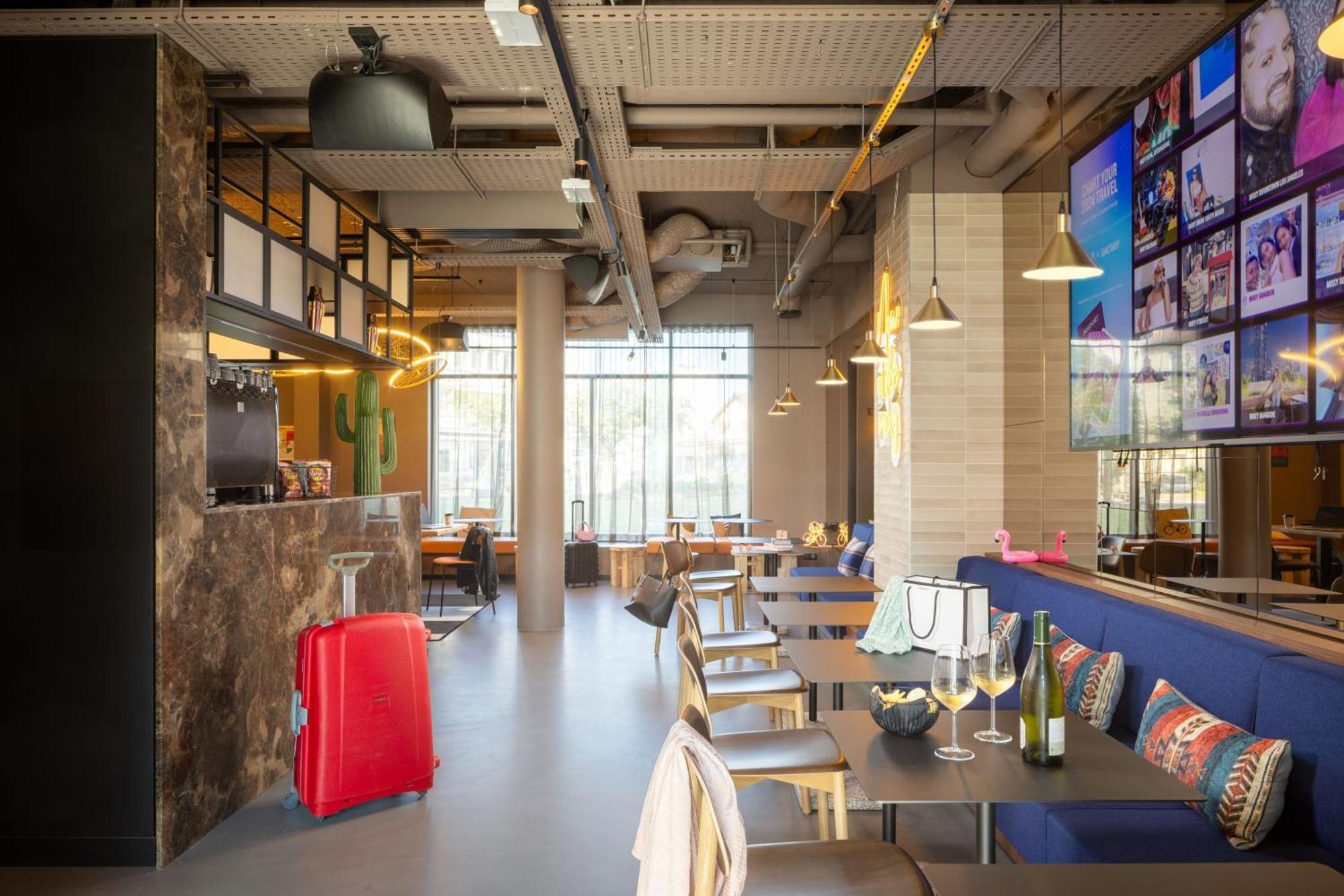 Moxy Paris Clamart Exteriér fotografie