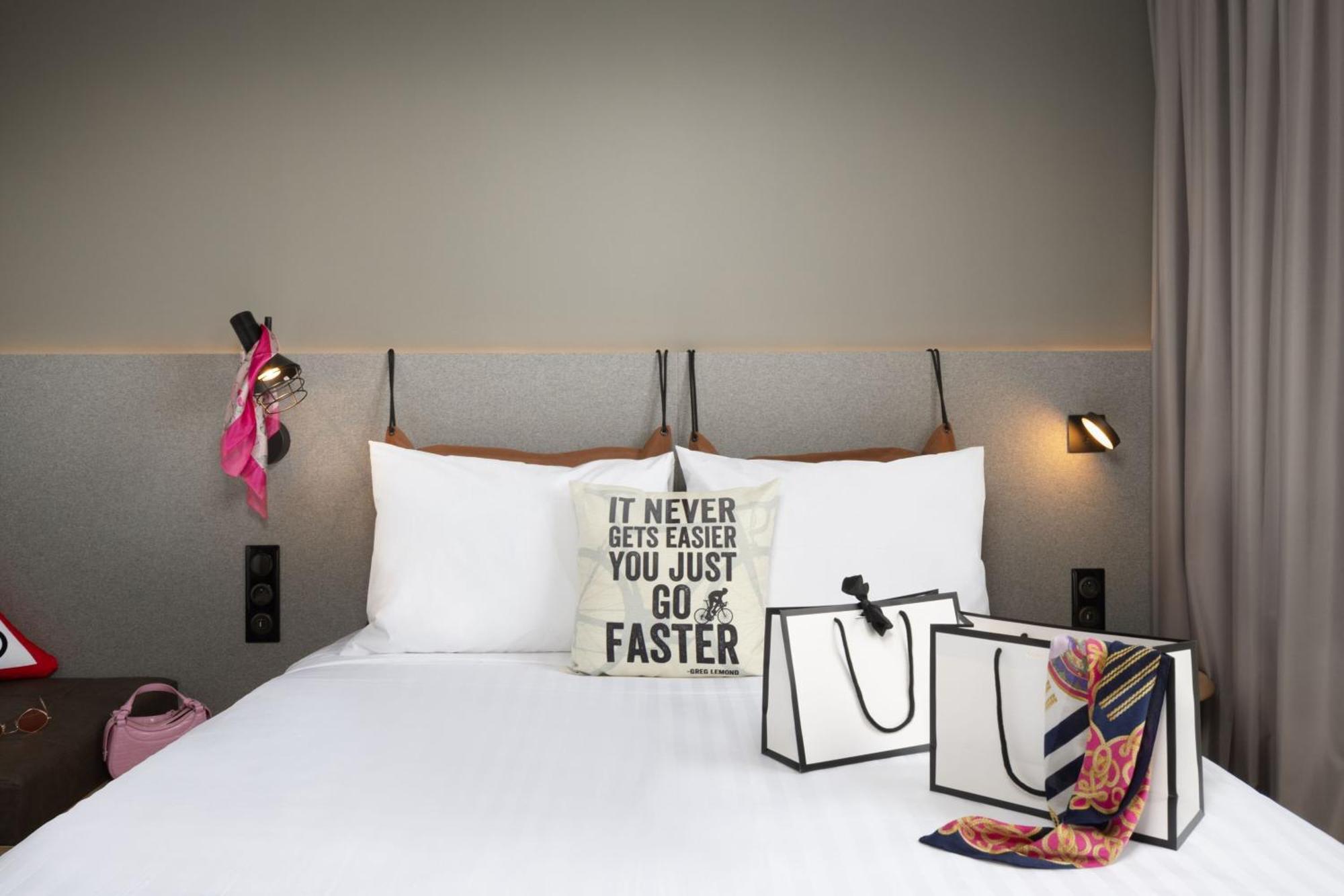 Moxy Paris Clamart Exteriér fotografie