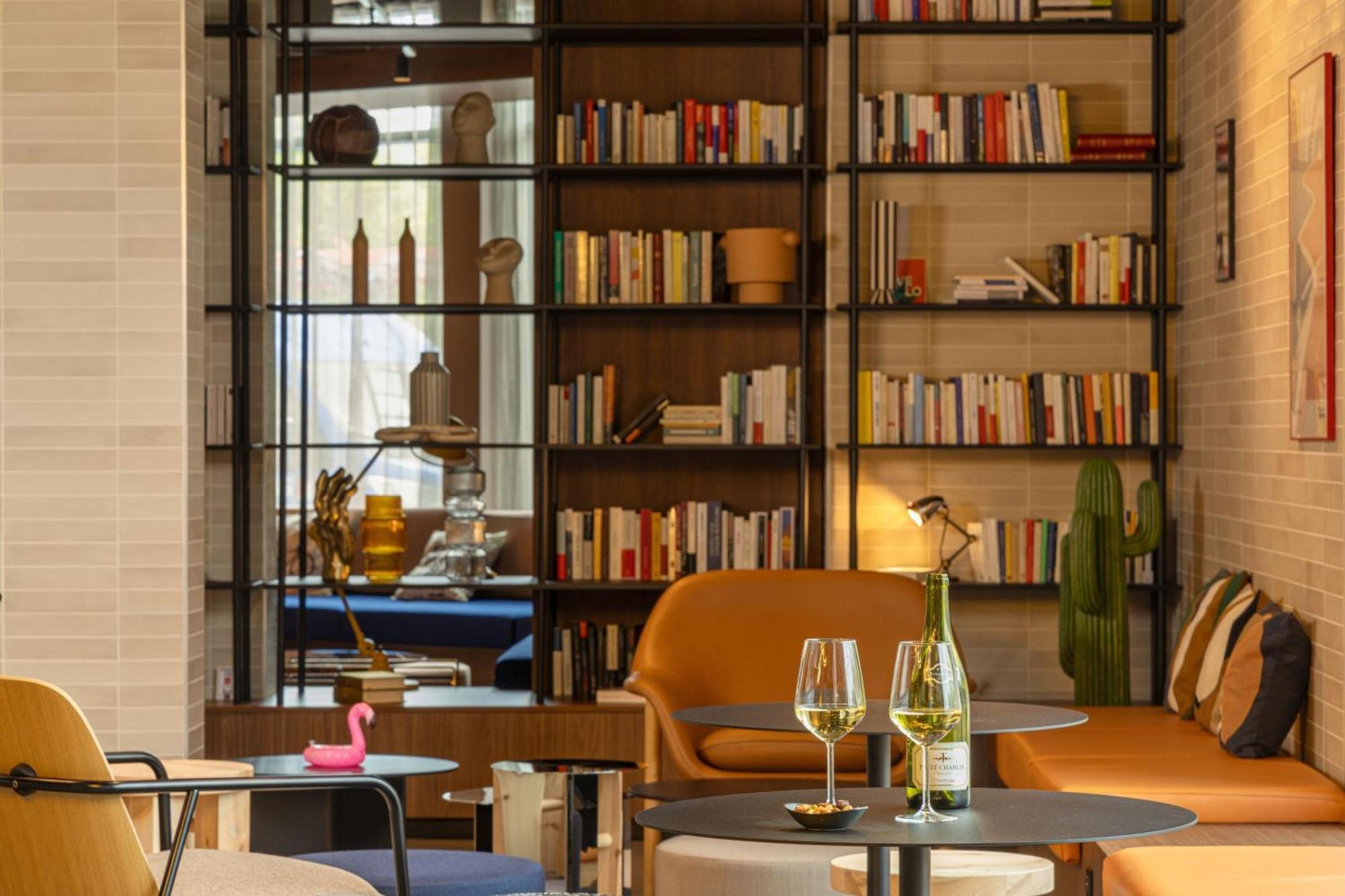Moxy Paris Clamart Exteriér fotografie
